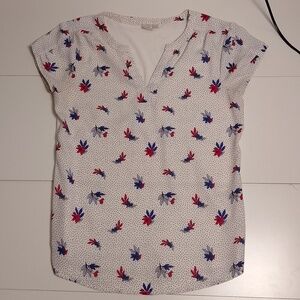 Twik polka dot and flower t-shirt size xs spring light v neck